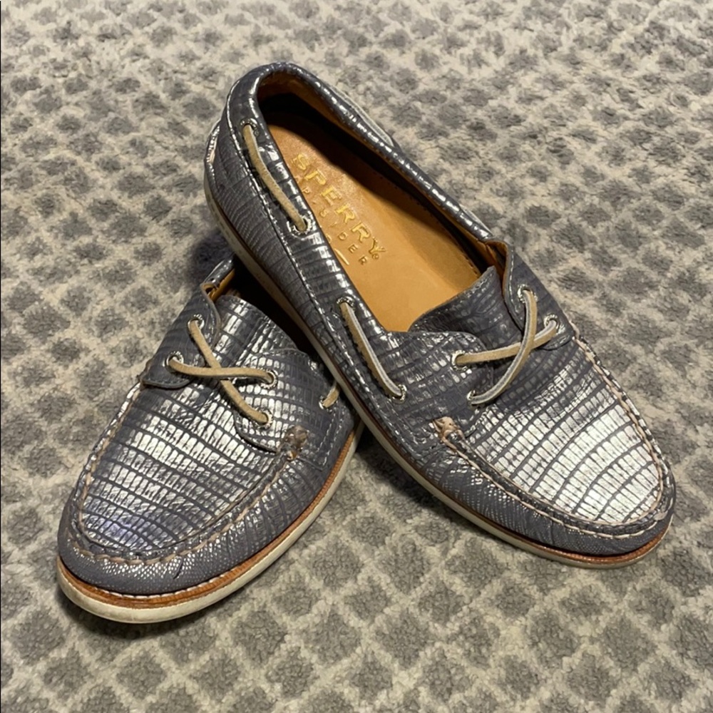 Silver Metallic Sperry Gold Cup A/O’s
